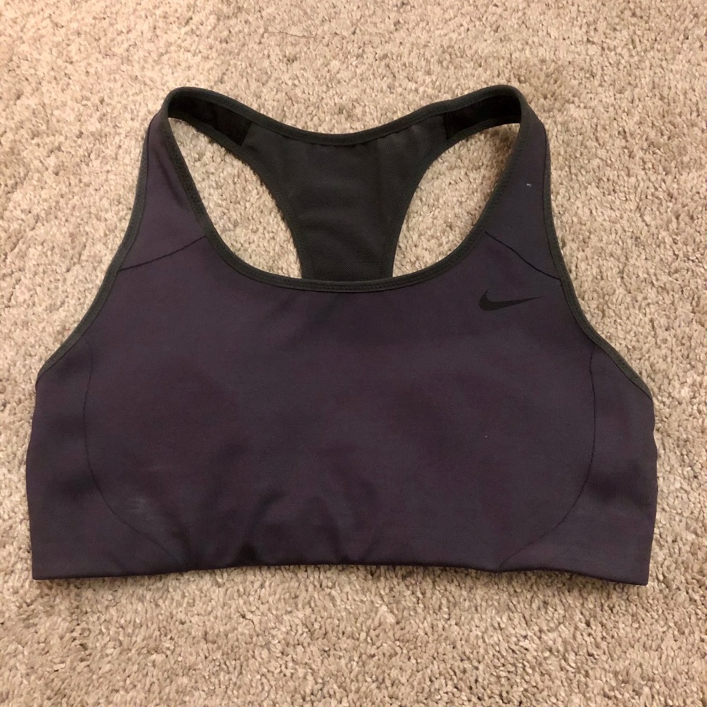 Nike top size S